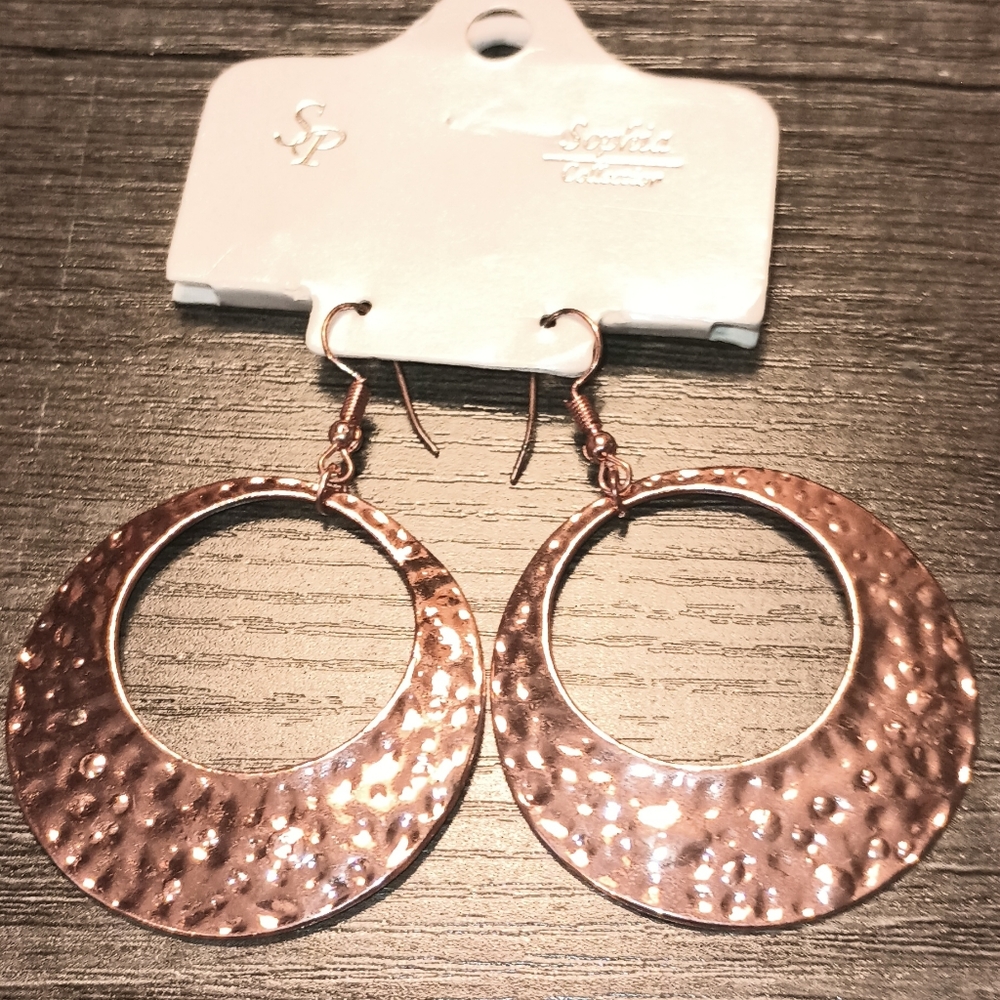 Beautiful Hammered Copper tone Earrings ❤️